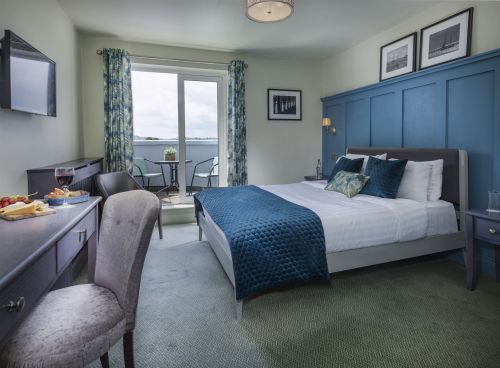 Balcony Room
