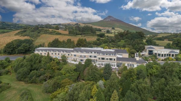 External image The Glenview Hotel